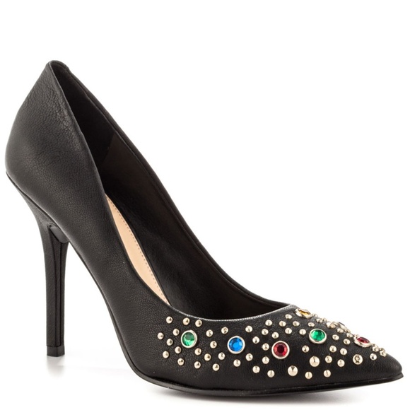 NEW GUESS Plasa Black Leather PointedToe Pump SZ 9 - Picture 1 of 5